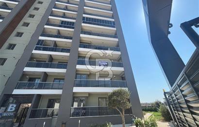 MENEMEN'DE 3+1 HAVUZ CEPHELİ SATILIK DAİRE