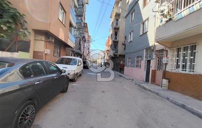 BORNOVA ÜMİT MAHALLESİ'NDE SATILIK 3 KATLI KOMPLE BİNA