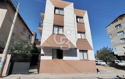 BORNOVA ÜMİT MAHALLESİ'NDE SATILIK 3 KATLI KOMPLE BİNA