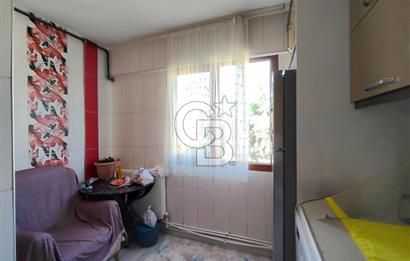 BORNOVA ÜMİT MAHALLESİ'NDE SATILIK 3 KATLI KOMPLE BİNA
