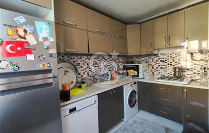 BORNOVA ÜMİT MAHALLESİ'NDE SATILIK 3 KATLI KOMPLE BİNA