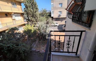 BORNOVA ÜMİT MAHALLESİ'NDE SATILIK 3 KATLI KOMPLE BİNA