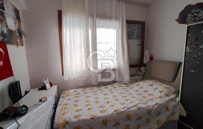 BORNOVA ÜMİT MAHALLESİ'NDE SATILIK 3 KATLI KOMPLE BİNA