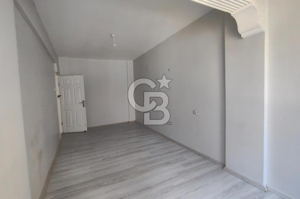 BORNOVA ÜMİT MAHALLESİ'NDE KONFORLU VE MERKEZİ KİRALIK 3+1 DAİRE