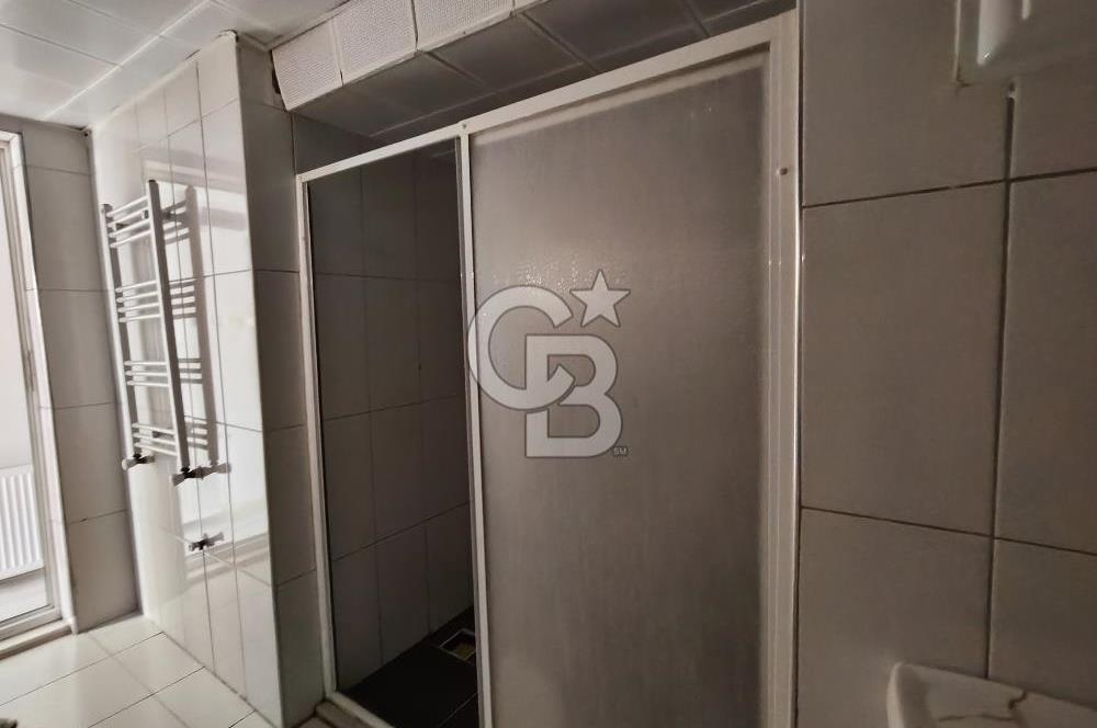 BORNOVA ÜMİT MAHALLESİ'NDE KONFORLU VE MERKEZİ KİRALIK 3+1 DAİRE