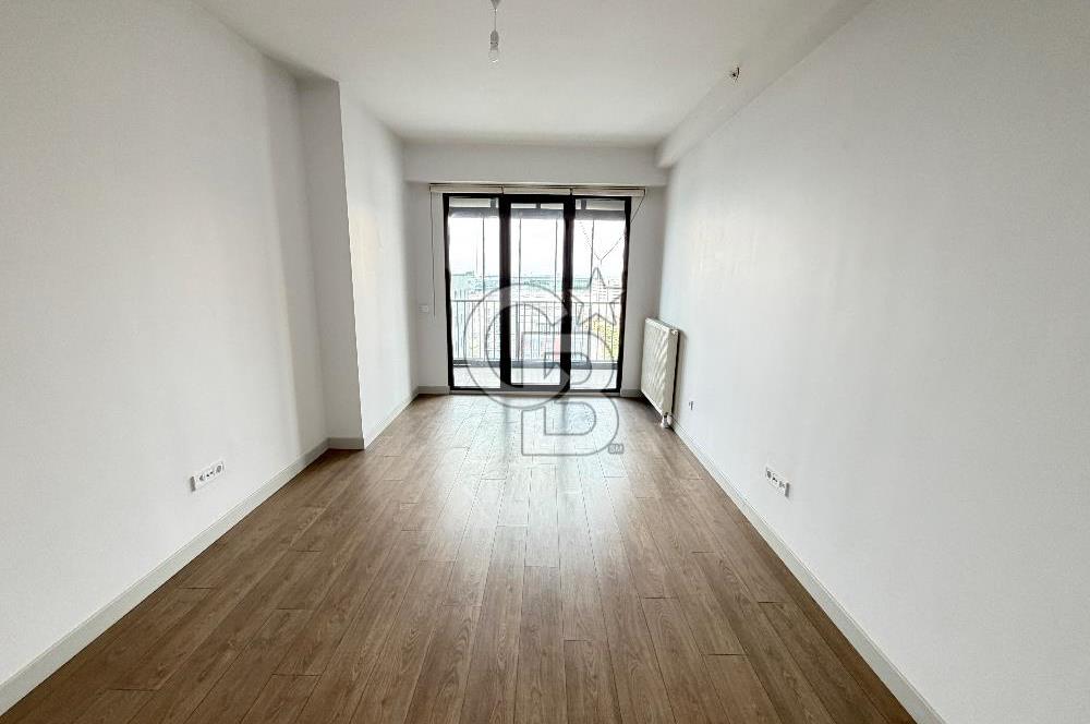 SEMT BAHÇEKENT 4+1 SATILIK BOŞ DAİRE