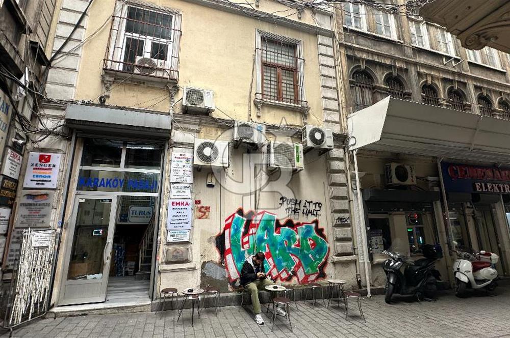KEMANKEŞ'DE KARAKÖY PASAJ'INDA 4.KAT 18M2  DÜKKAN