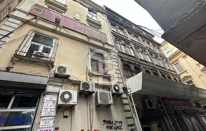 KEMANKEŞ'DE KARAKÖY PASAJ'INDA 4.KAT 18M2  DÜKKAN
