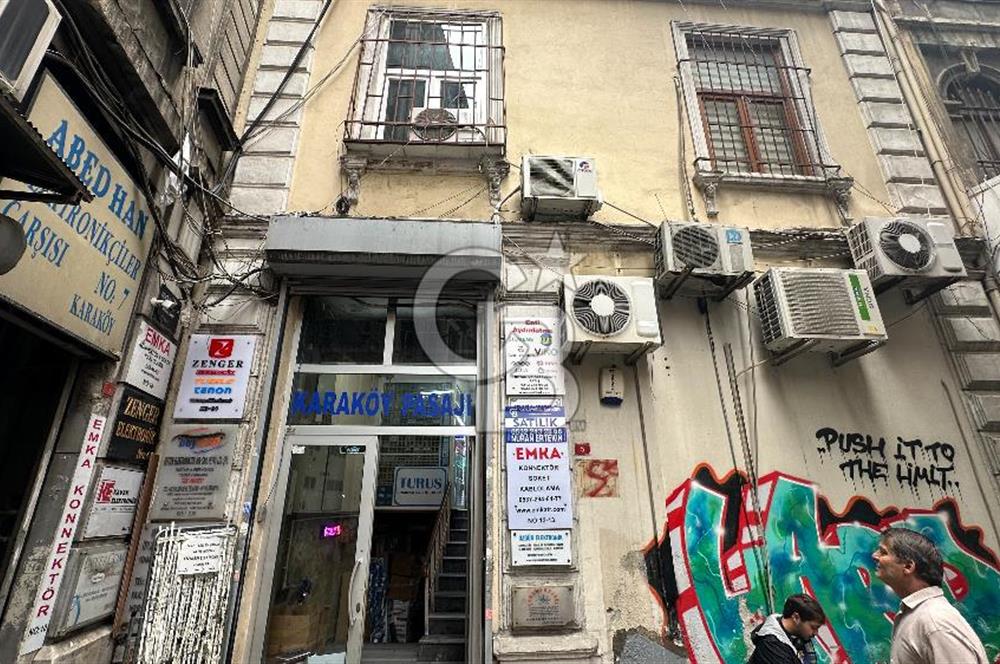 KEMANKEŞ'DE KARAKÖY PASAJ'INDA 4.KAT 18M2  DÜKKAN