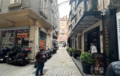 KEMANKEŞ'DE KARAKÖY PASAJ'INDA 4.KAT 18M2  DÜKKAN