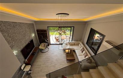 Sığacıkta Denize Yakın Tam Müstakil Satılık Villa