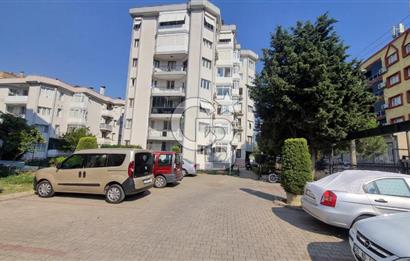 Gaziemir Irmak Mah Site içerisinde ara kat Satılık 3+1 daire