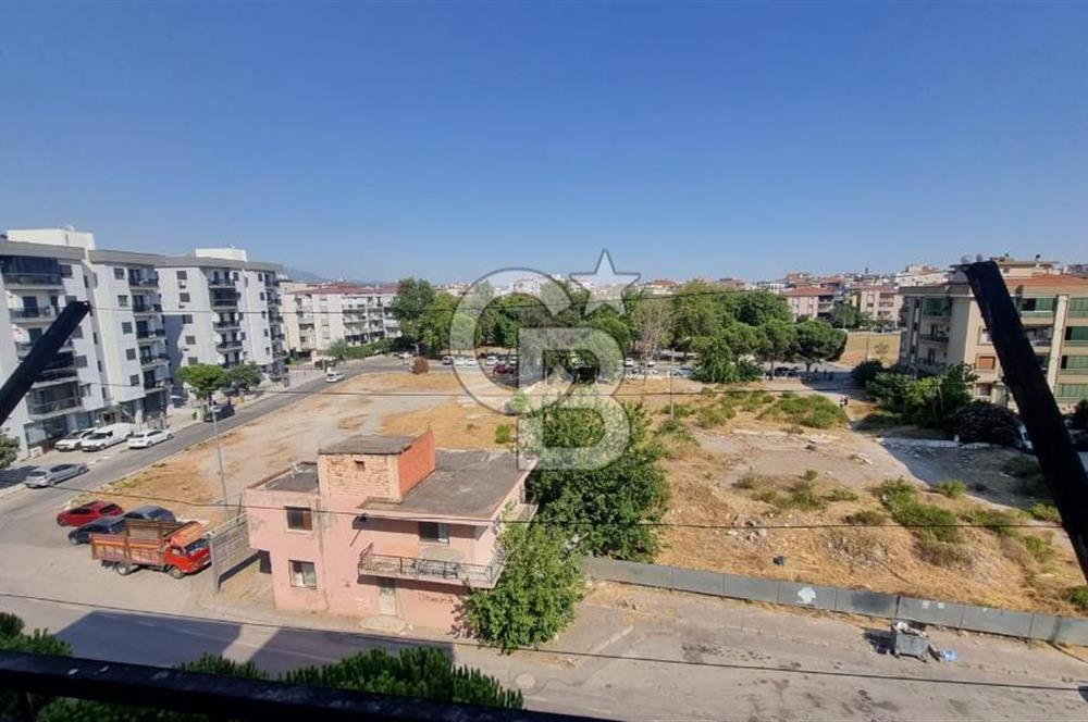 Gaziemir Irmak Mah Site içerisinde ara kat Satılık 3+1 daire