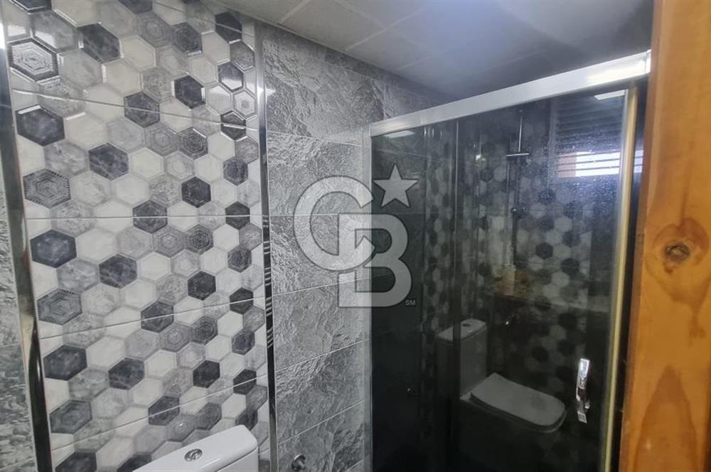 Gaziemir Irmak Mah Site içerisinde ara kat Satılık 3+1 daire