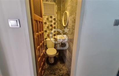 Gaziemir Irmak Mah Site içerisinde ara kat Satılık 3+1 daire