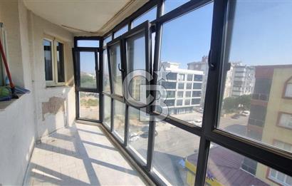 Gaziemir Irmak Mah Site içerisinde ara kat Satılık 3+1 daire