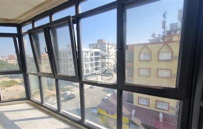 Gaziemir Irmak Mah Site içerisinde ara kat Satılık 3+1 daire