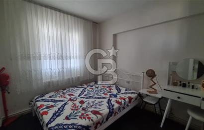 Gaziemir Irmak Mah Site içerisinde ara kat Satılık 3+1 daire