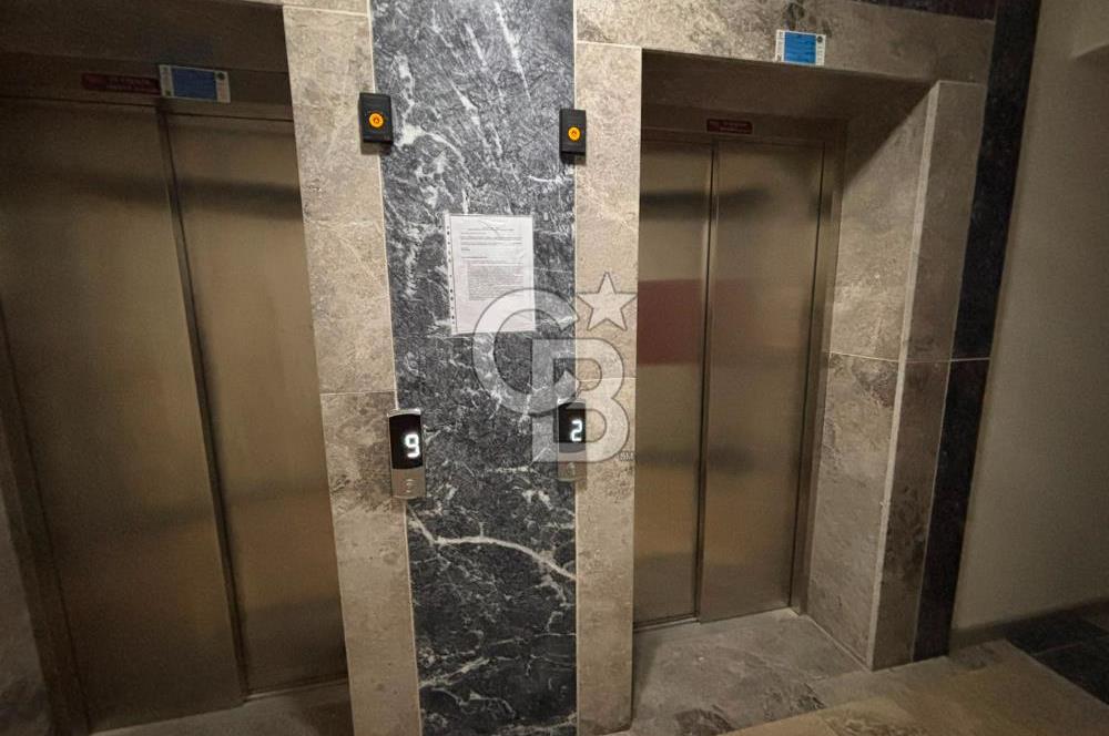 MENEMEN'DE 3+1 HAVUZ CEPHELİ SATILIK DAİRE