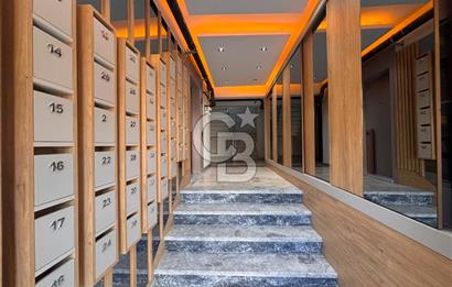 MENEMEN'DE 3+1 HAVUZ CEPHELİ SATILIK DAİRE