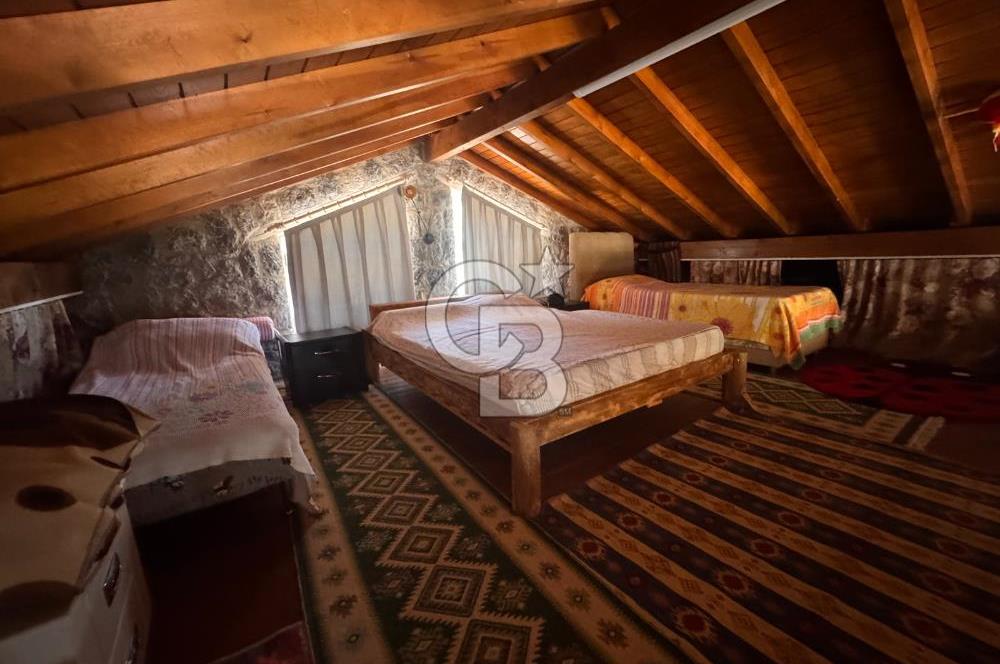 URLA KUŞÇULARDA SATILIK ÇİFTLİK