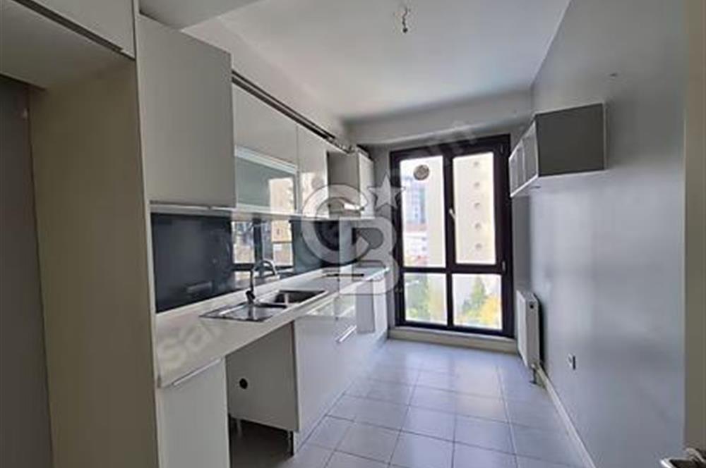 ŞERİFALİ TATLISUDA FİNANS ŞEHİRE YAKIN SİTEDE 3+1 SATILIK DAİRE