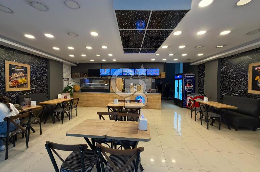 Devren Kiralık Restoran: 280m², Ana Cadde Cepheli, Tam Donanımlı