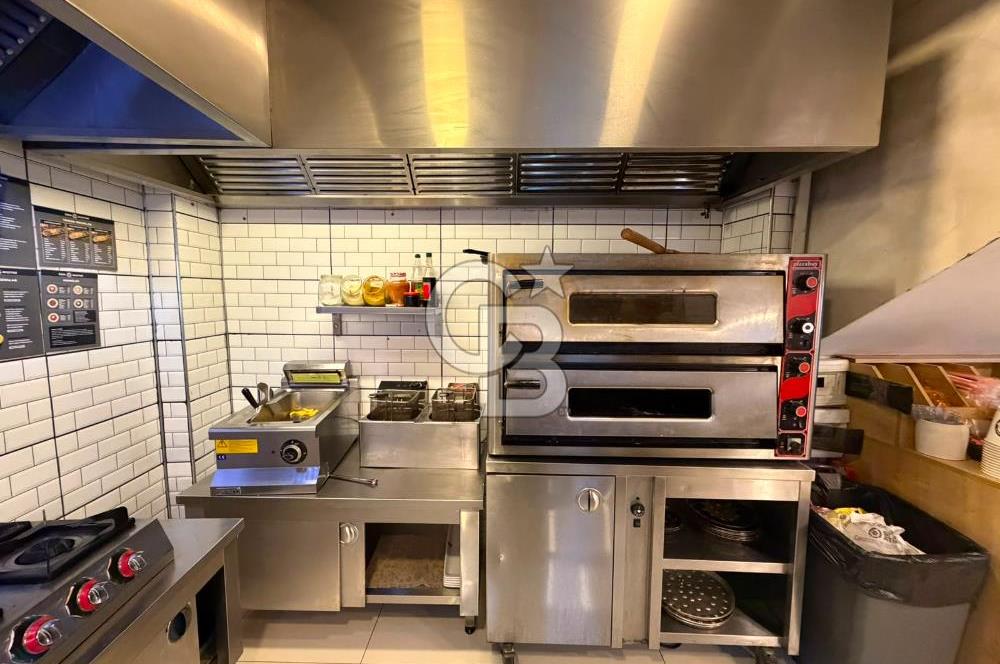 Devren Kiralık Restoran: 280m², Ana Cadde Cepheli, Tam Donanımlı
