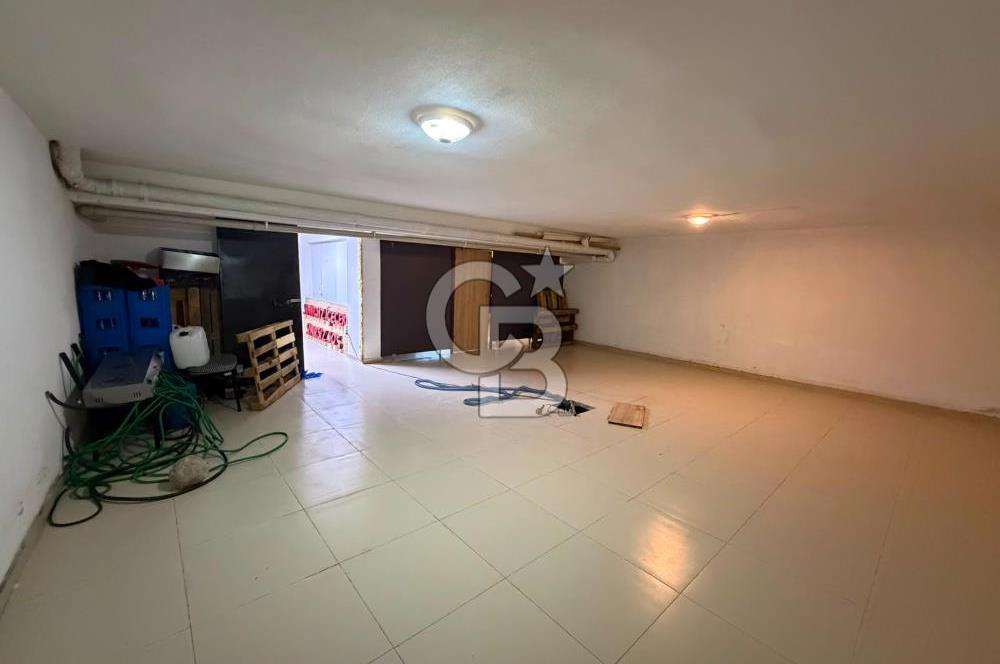 Devren Kiralık Restoran: 280m², Ana Cadde Cepheli, Tam Donanımlı