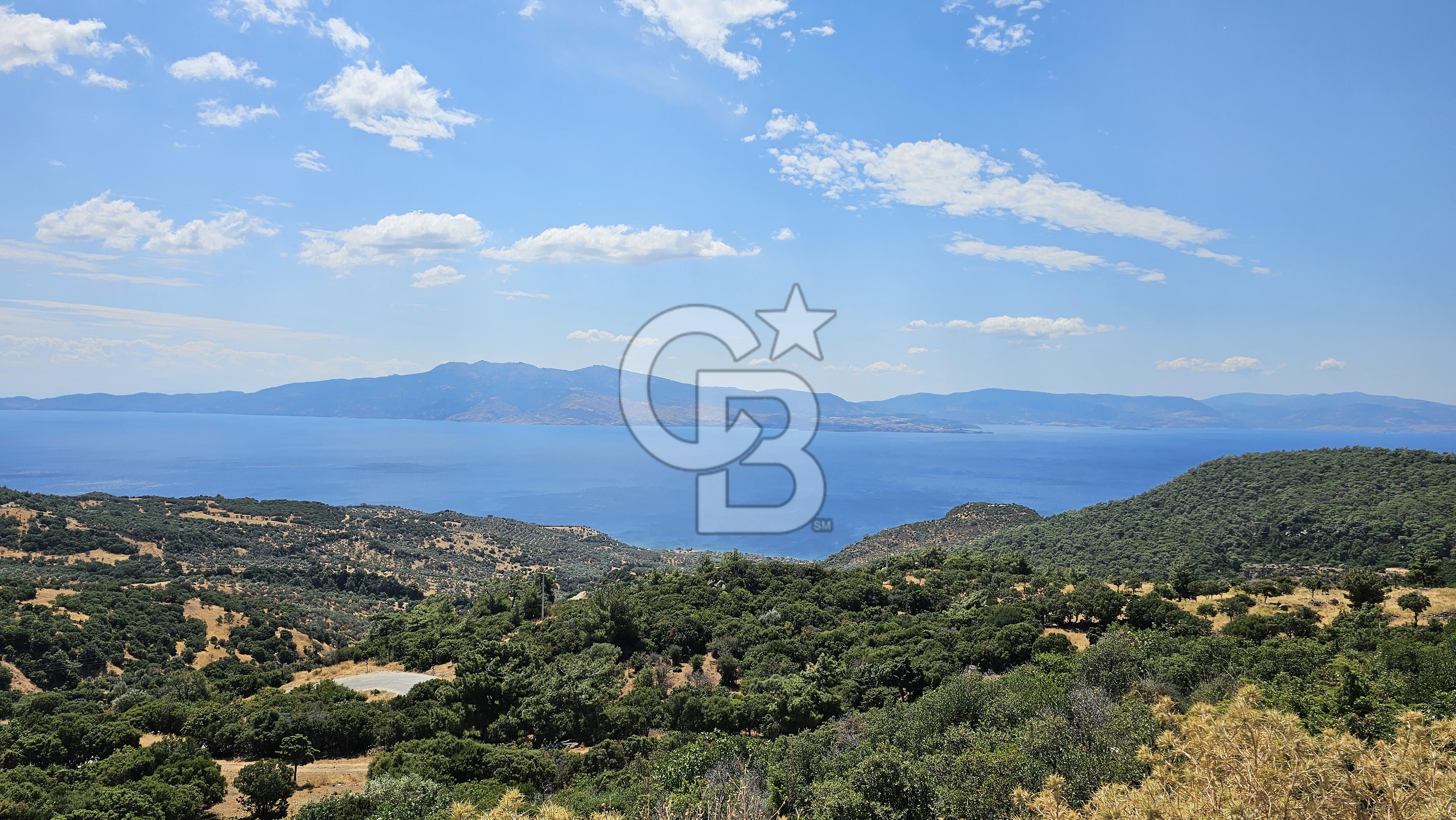 ASSOS BADEMLİ KÖYÜNDE "ASSOS MARE" SİTESİNDE SATILIK VİLLA