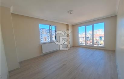 4 YILLIK SİTEDE, KAPALI OTOPARKLI, GENİŞ 2+1 DAİRE