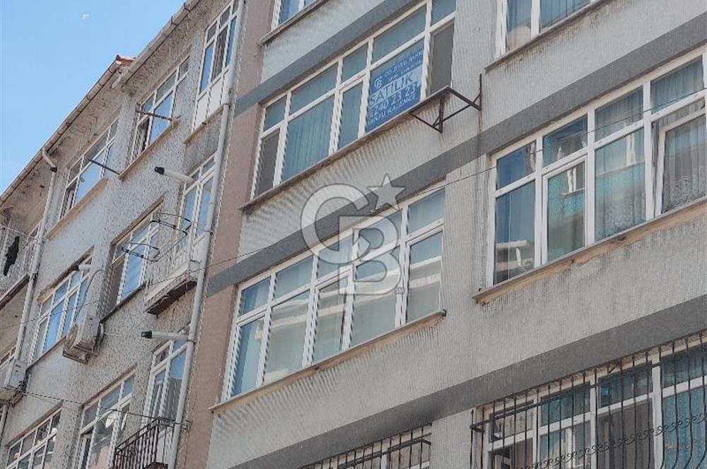 FATİH MERKEZDE SATILIK 3+1 GENİŞ VE TEMİZ, BALKONLU ARAKAT DAİRE