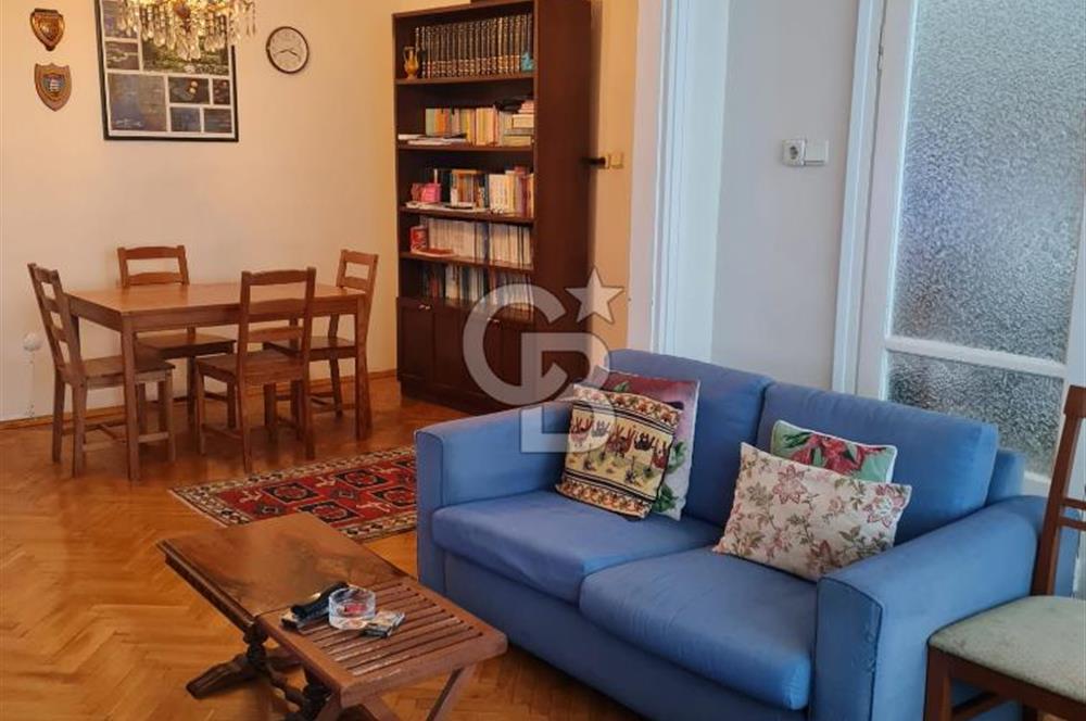 FATİH MERKEZDE SATILIK 3+1 GENİŞ VE TEMİZ, BALKONLU ARAKAT DAİRE