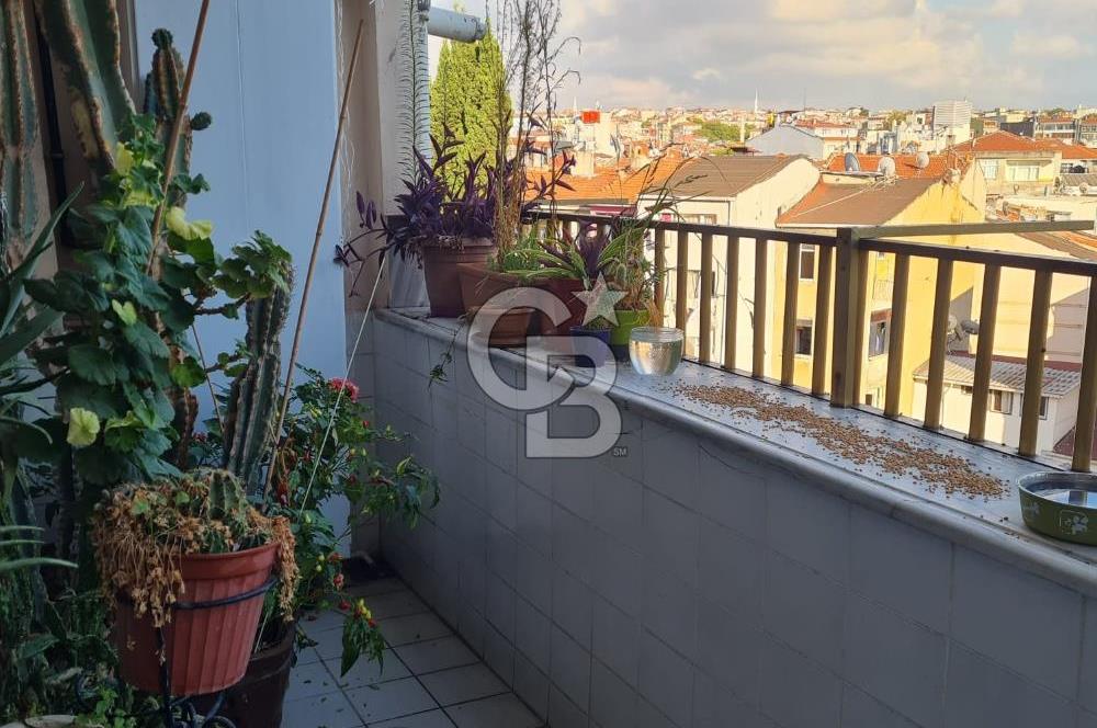 FATİH MERKEZDE SATILIK 3+1 GENİŞ VE TEMİZ, BALKONLU ARAKAT DAİRE