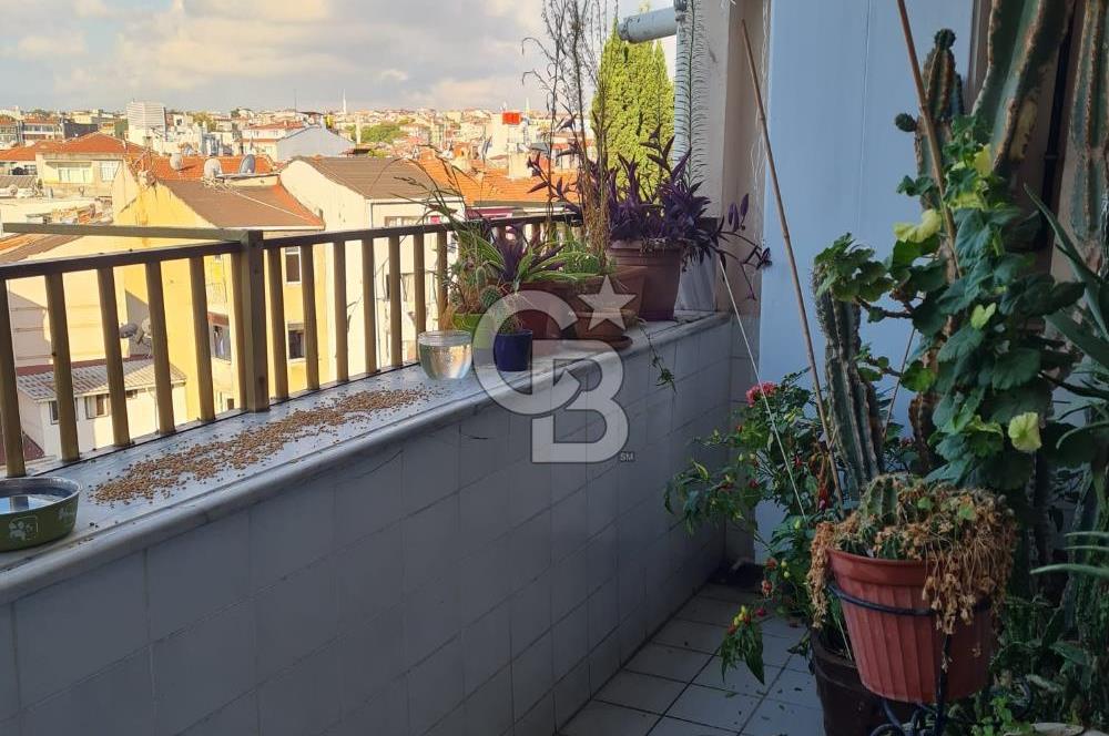 FATİH MERKEZDE SATILIK 3+1 GENİŞ VE TEMİZ, BALKONLU ARAKAT DAİRE