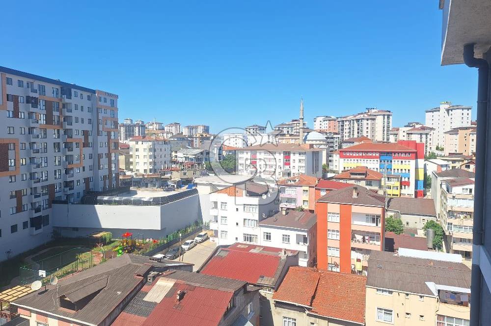 4 YILLIK SİTEDE, KAPALI OTOPARKLI, GENİŞ 2+1 DAİRE