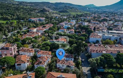 Eski Foça'da Denize Yürüme Mesafesinde Kiralık 3+1 Villa