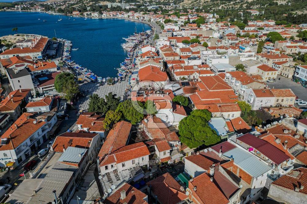 Eski Foça'da Denize Yürüme Mesafesinde Kiralık 3+1 Villa