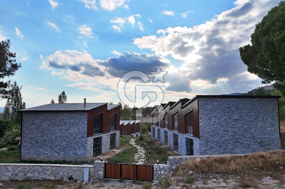 Bayramiç Tongurlu'da Doğa Manzaralı 2+1 Satılık Villa