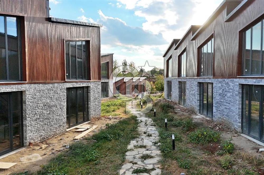 Bayramiç Tongurlu'da Doğa Manzaralı 2+1 Satılık Villa