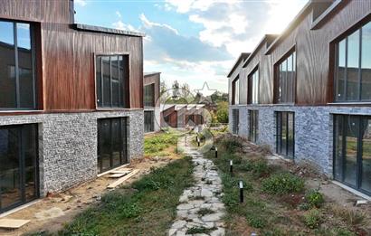 Bayramiç Tongurlu'da Doğa Manzaralı 2+1 Satılık Villa