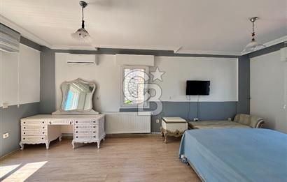  Alaçatı Hacımemişte Tek Müstakil Havuzlu 3+1 Kiralık Taş Villa
