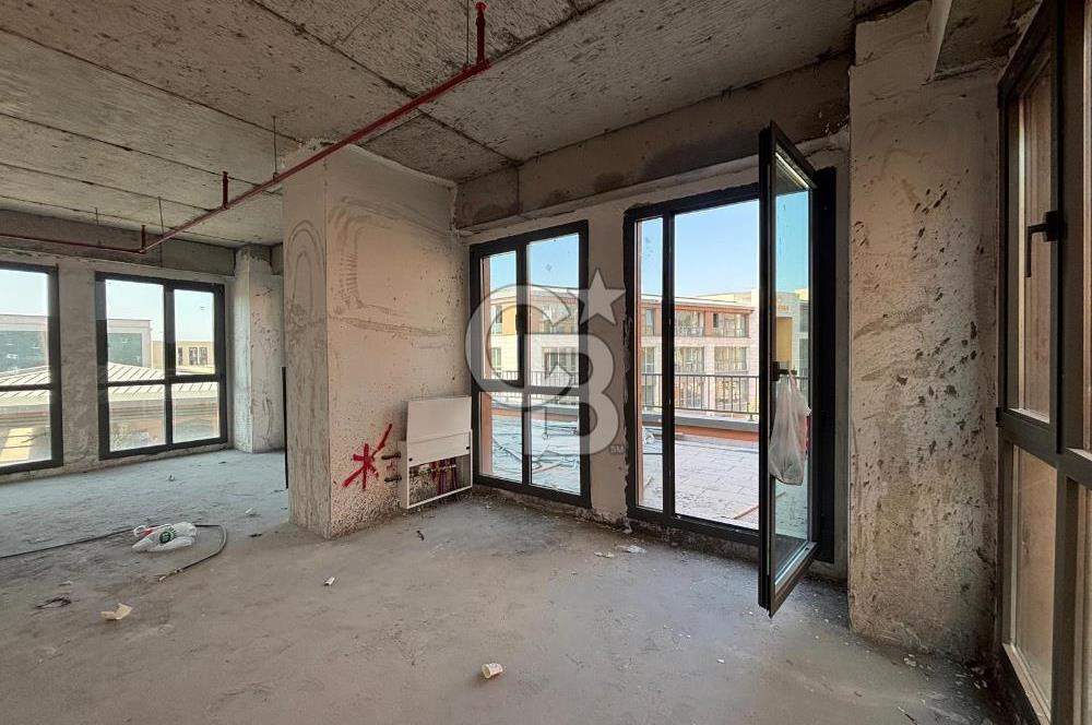 COLDWELL BANKER'den YENİ ÇARŞI da 76 m² KİRALIK TERASLI DÜKKAN
