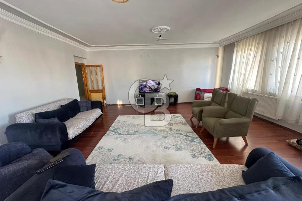 COLDWELL BANKER SAFİR'den ZAFER MAH. 3+1 SATILIK DAİRE