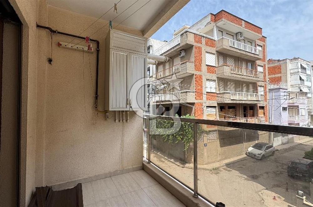 Karşıyaka Yasemin Park Evlerinde Kiralık 2+1 Eşyasız Daire