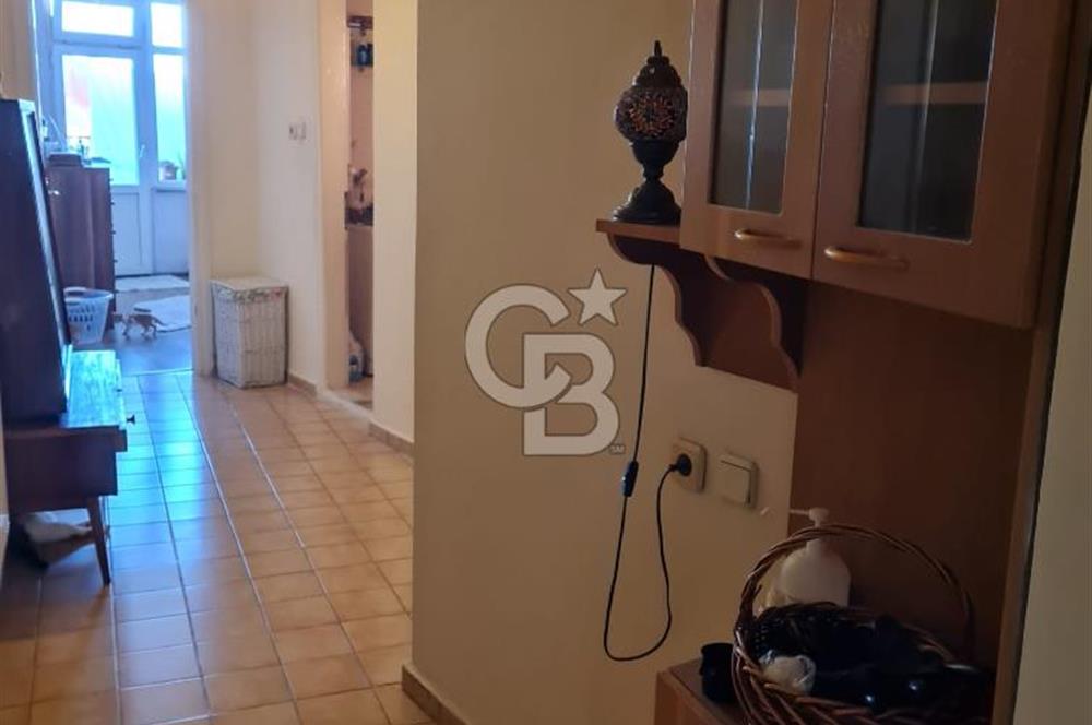 FATİH MERKEZDE SATILIK 3+1 GENİŞ VE TEMİZ, BALKONLU ARAKAT DAİRE