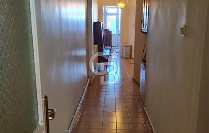 FATİH MERKEZDE SATILIK 3+1 GENİŞ VE TEMİZ, BALKONLU ARAKAT DAİRE
