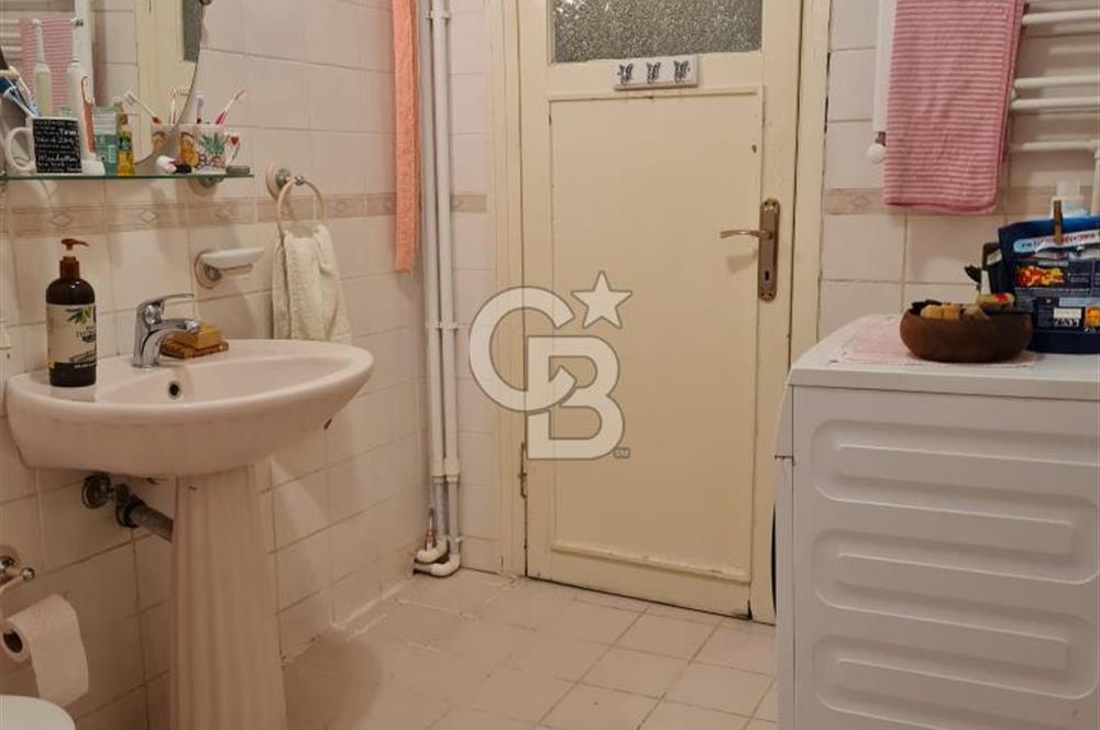 FATİH MERKEZDE SATILIK 3+1 GENİŞ VE TEMİZ, BALKONLU ARAKAT DAİRE