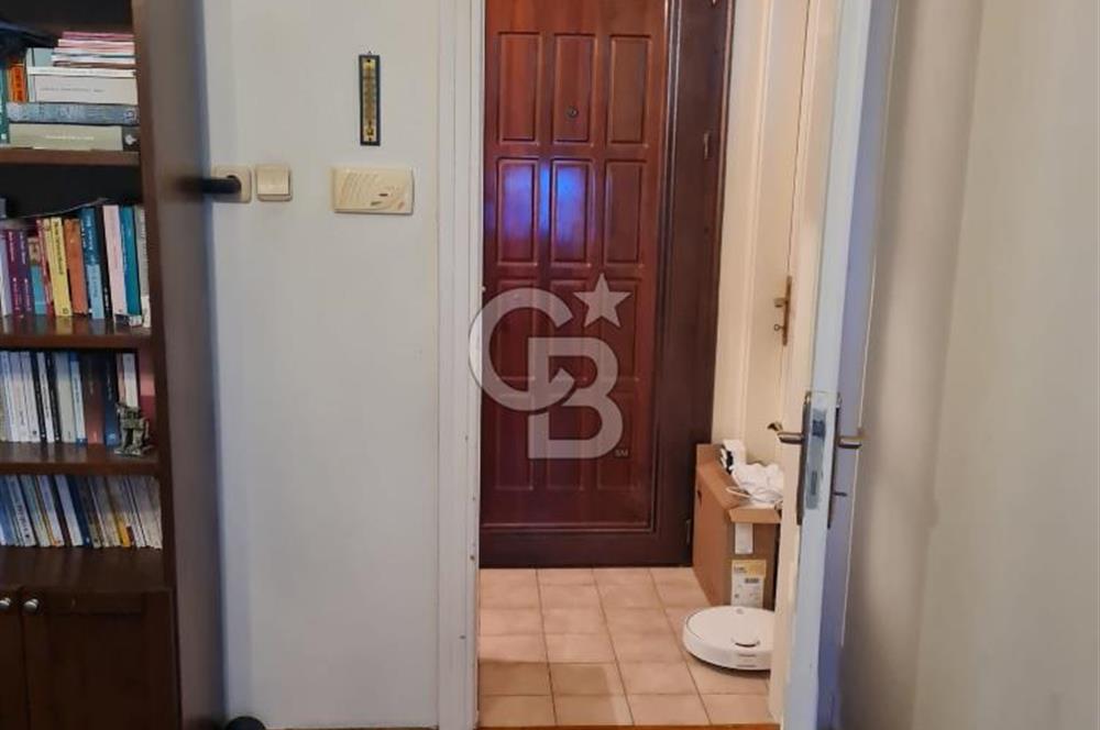 FATİH MERKEZDE SATILIK 3+1 GENİŞ VE TEMİZ, BALKONLU ARAKAT DAİRE