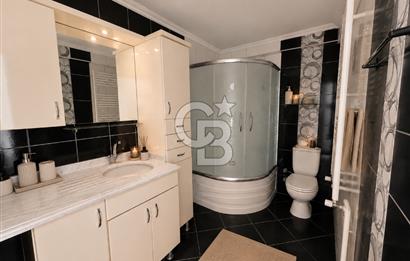 Çanakkale Merkezde Cadde Üzeri 3+1 Satılık Arakat Daire